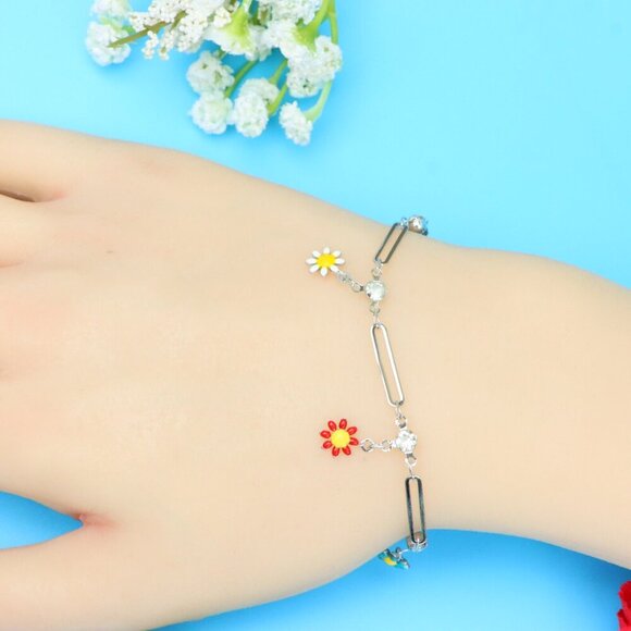 Chic & Stylish Bracelet – A Thoughtful Gift for Women and Girls, DYC1071 - Picture 3 of 9